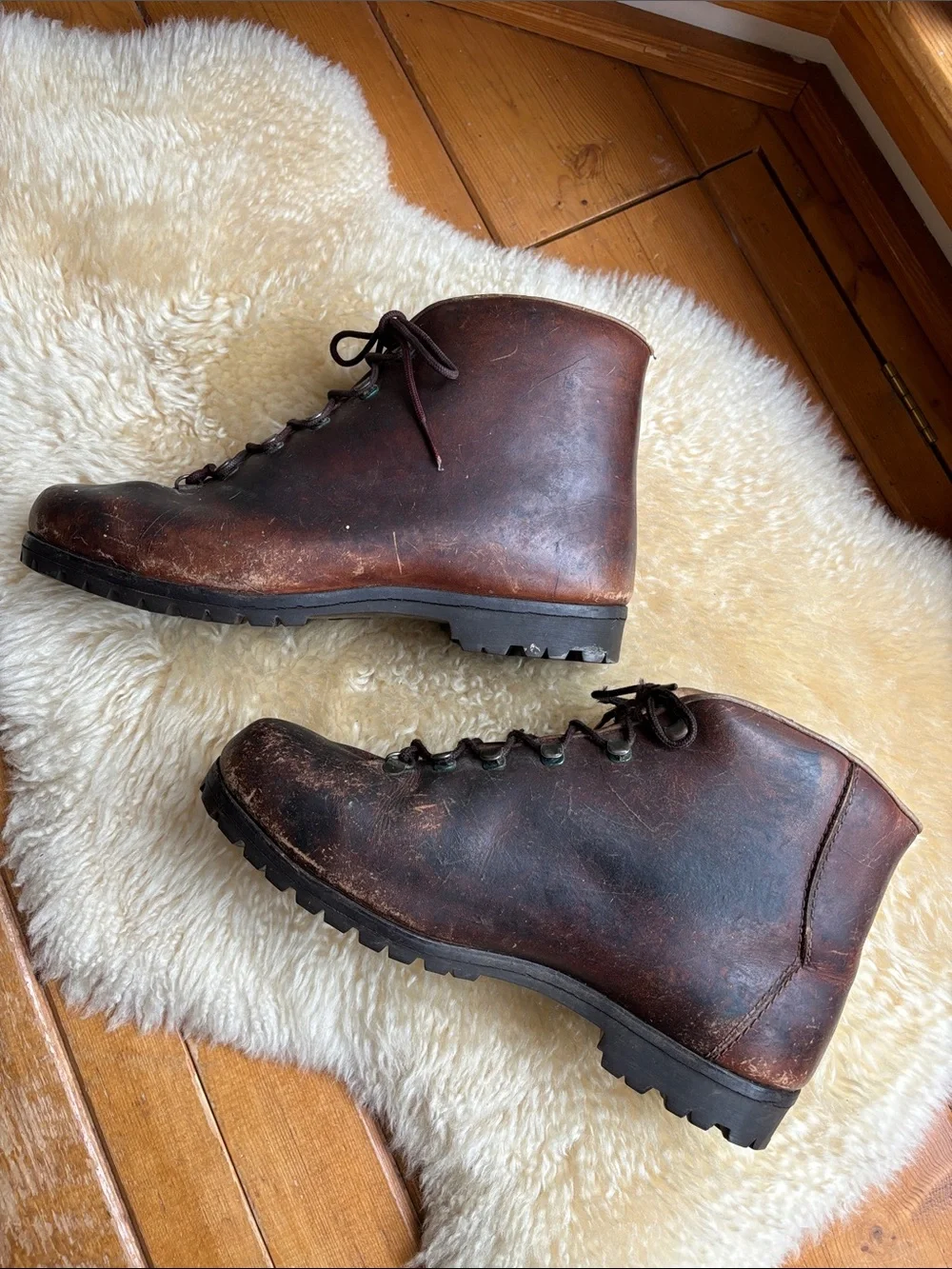 Dunham Tyrolean vintage italian